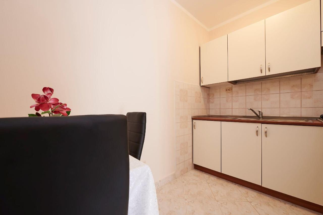 Ferienwohnung Cutan Trogir Exterior foto