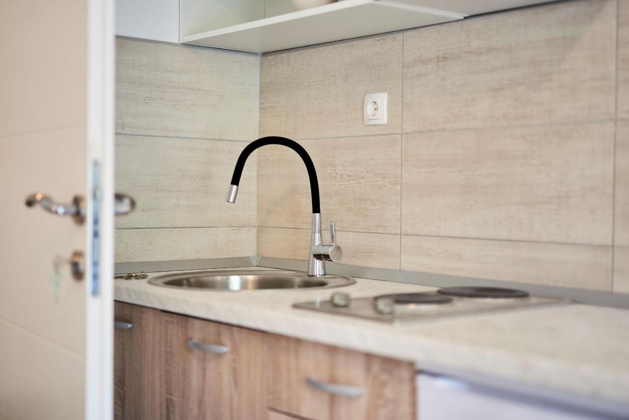 Ferienwohnung Cutan Trogir Exterior foto